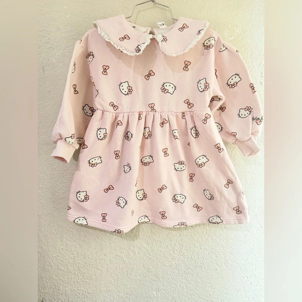 Hello kitty PRINTED SWEATSHIRT DRESS size 5/6 good condition